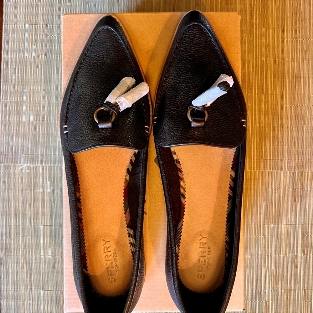 NWT Sperry Women’s Saybrook Leather Black Slip-On Loafers Sz. 9